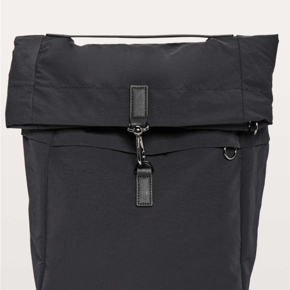 Lululemon Cross Paths Rucksack 14L